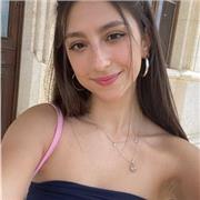 ¡Hola! Soy estudiante de 4° curso de Traducción e Interpretación de Inglés y ofrezco clases hasta nivel de C1
